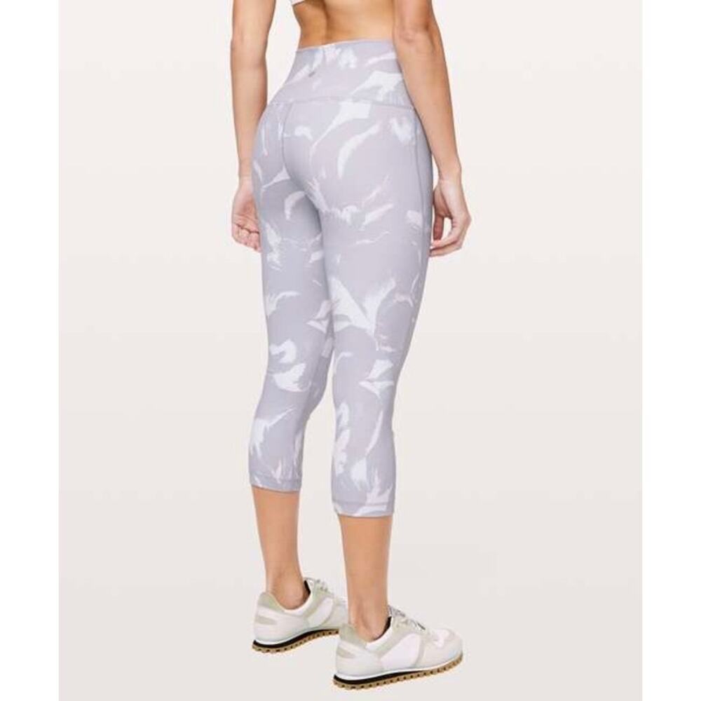 Lululemon Wunder Under Crop High Rise yoga pants leggings size 6 - Picture 4 of 7